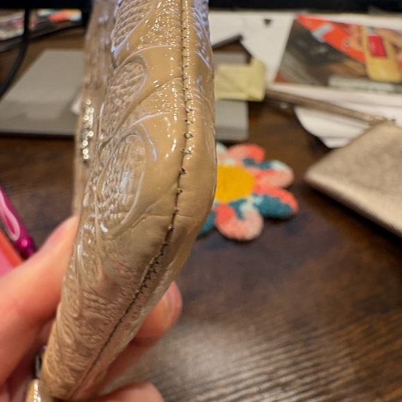 Coach Tan Embossed wristlet - Picture 4 of 9